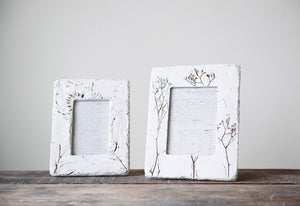 Embossed White Resin Picture Frame w/Wildflowers